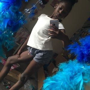 Meet your Posher, Ququeena